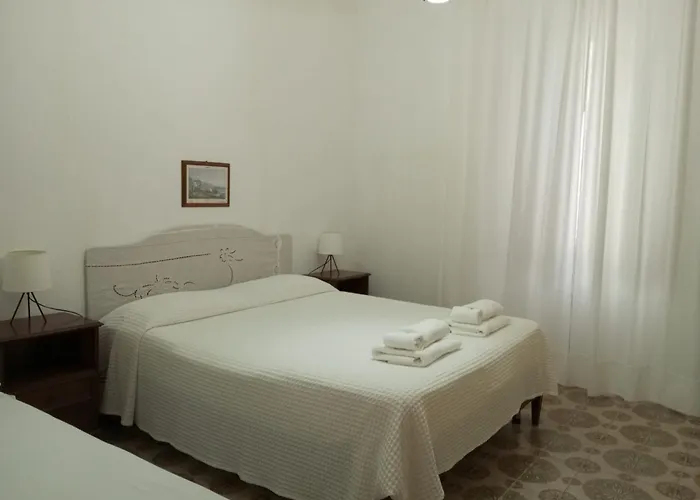 Casa Bettina アパート ピッツォ