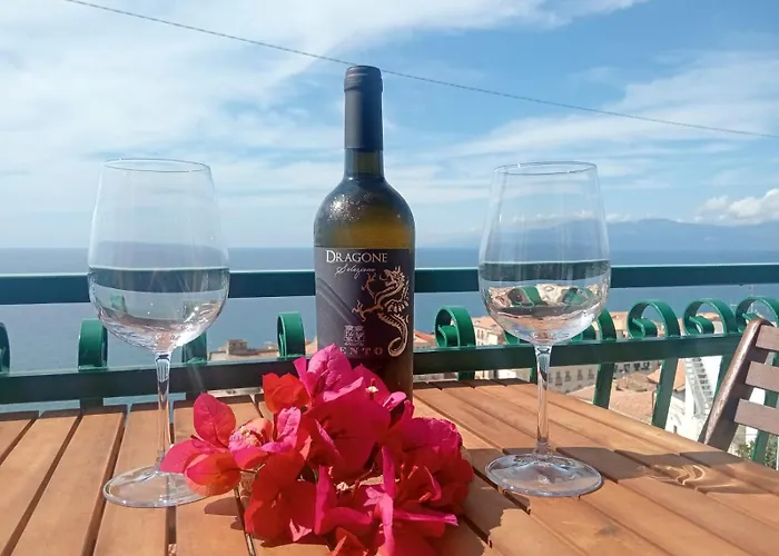 Casa Bettina アパート ピッツォ